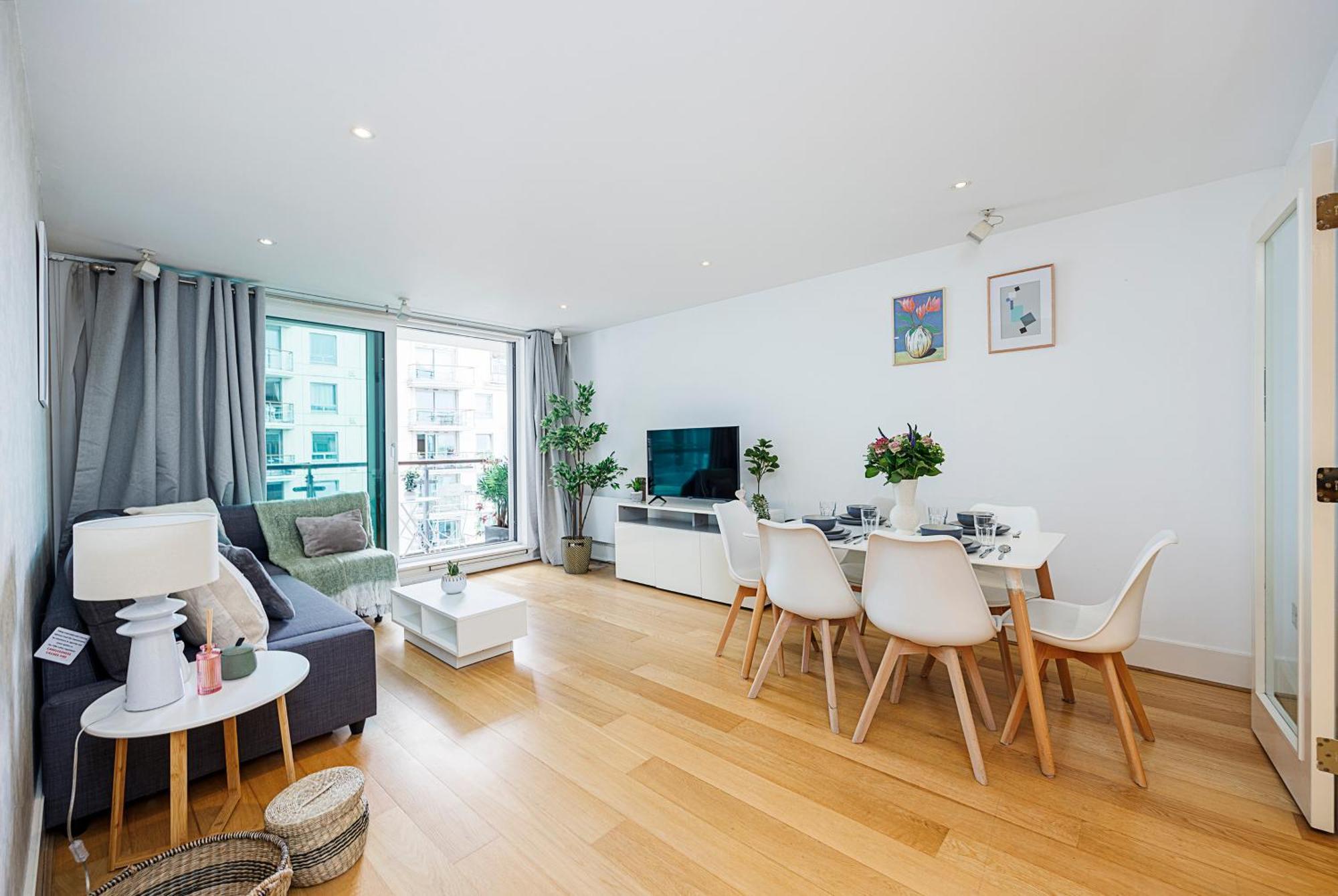 Welcomestay Vauxhall St Georges Wharf 2 Bedroom Apartment London Exterior photo