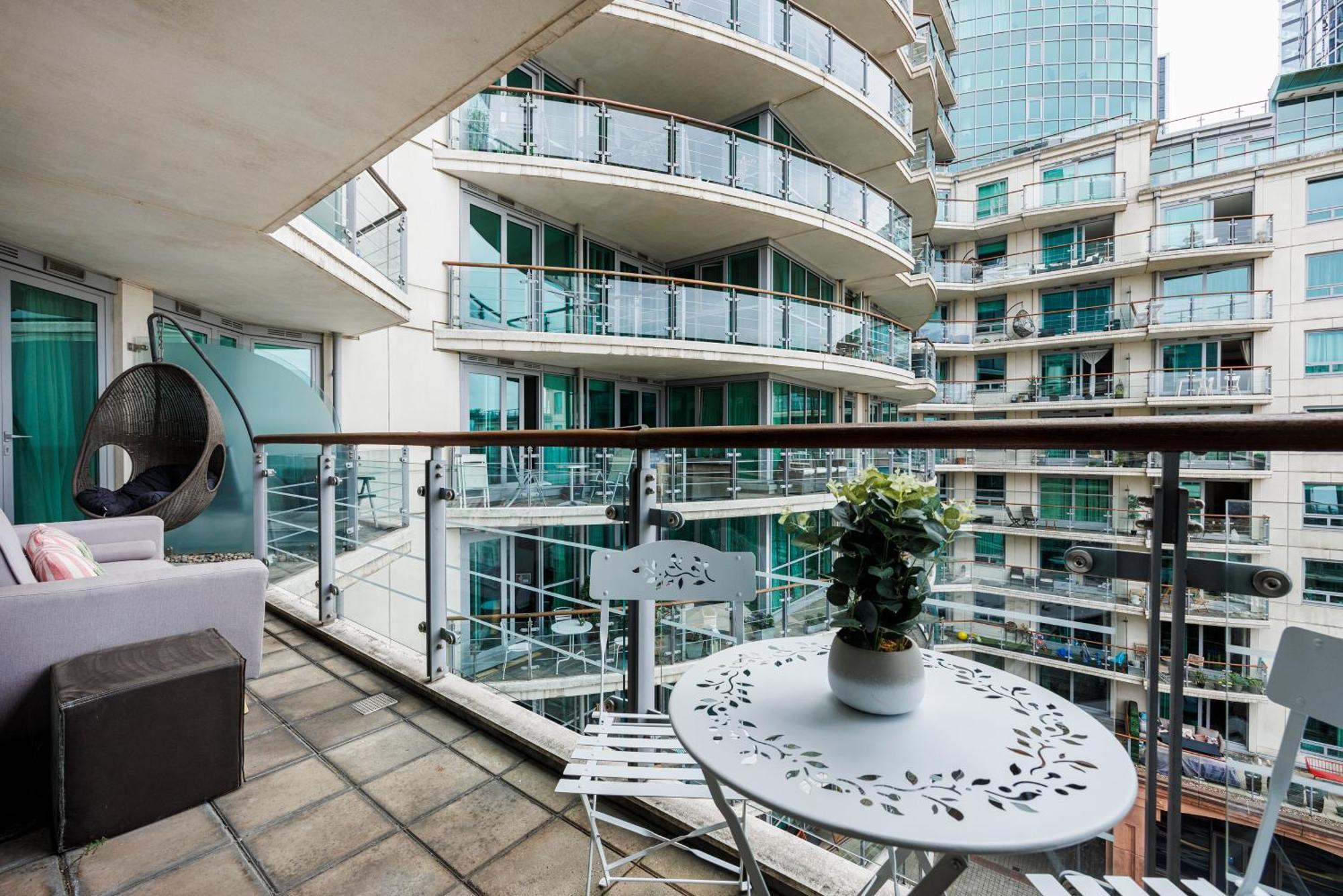 Welcomestay Vauxhall St Georges Wharf 2 Bedroom Apartment London Exterior photo